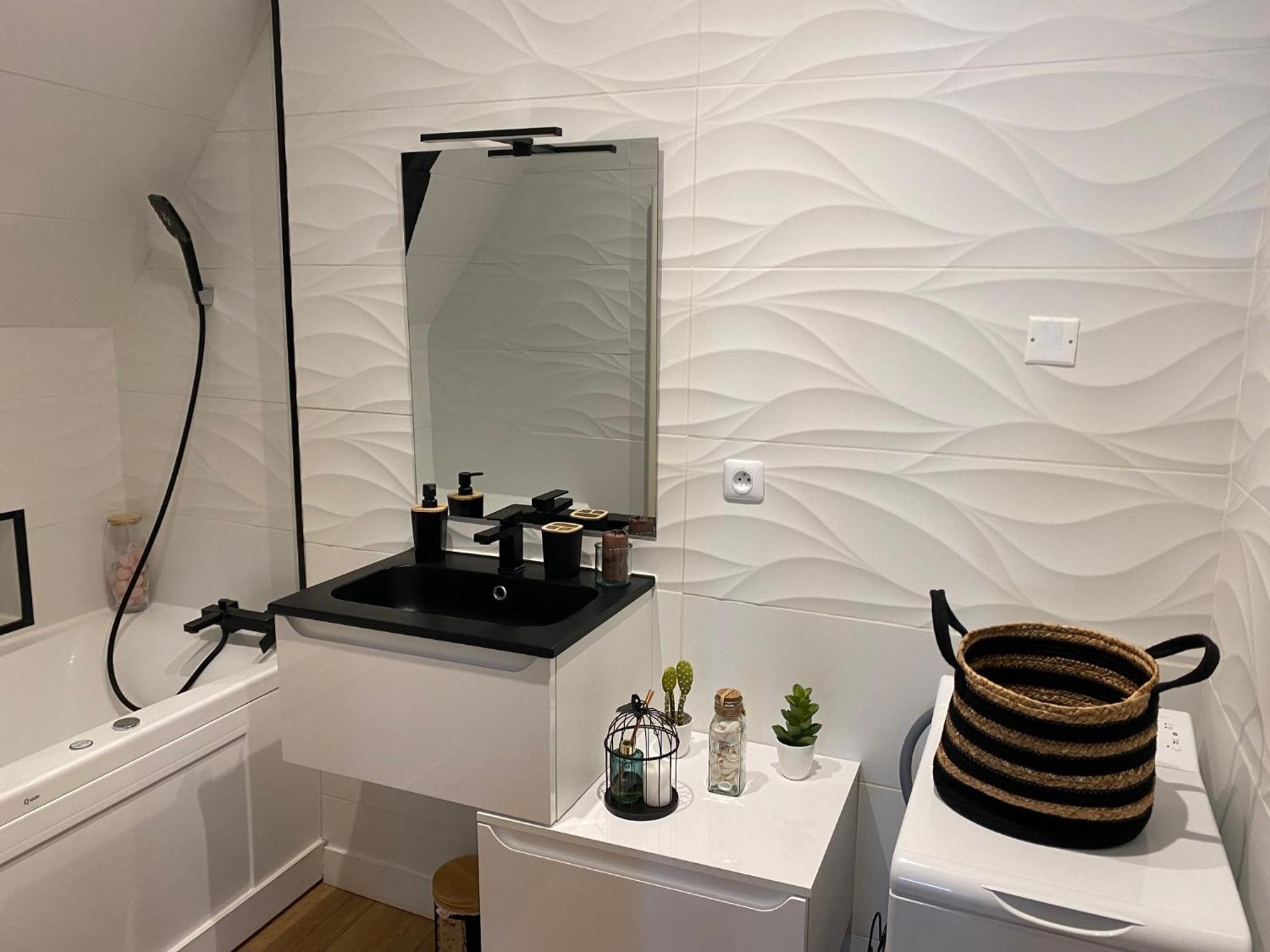 Cosy & Tendance Spa ポアティエ エクステリア 写真